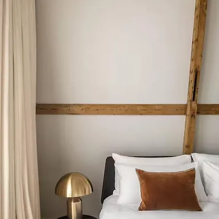 アパート Luxurious 2br-apt Center